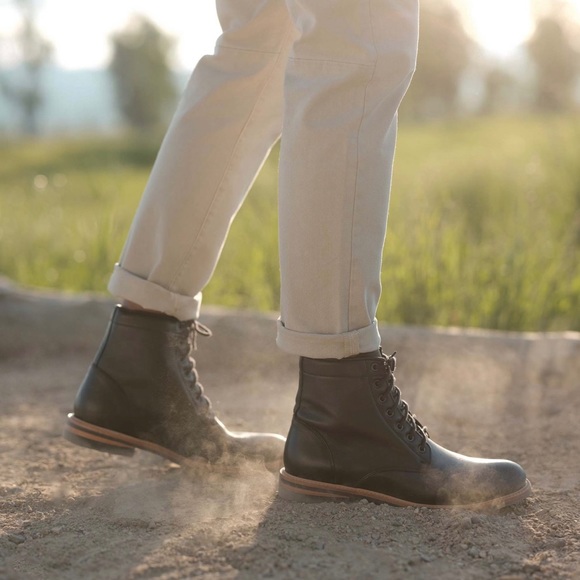 Nisolo Andres All Weather Boot Black, Size 10 - Picture 3 of 13